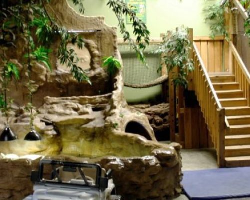 Vaughan_Playground-min-900x350